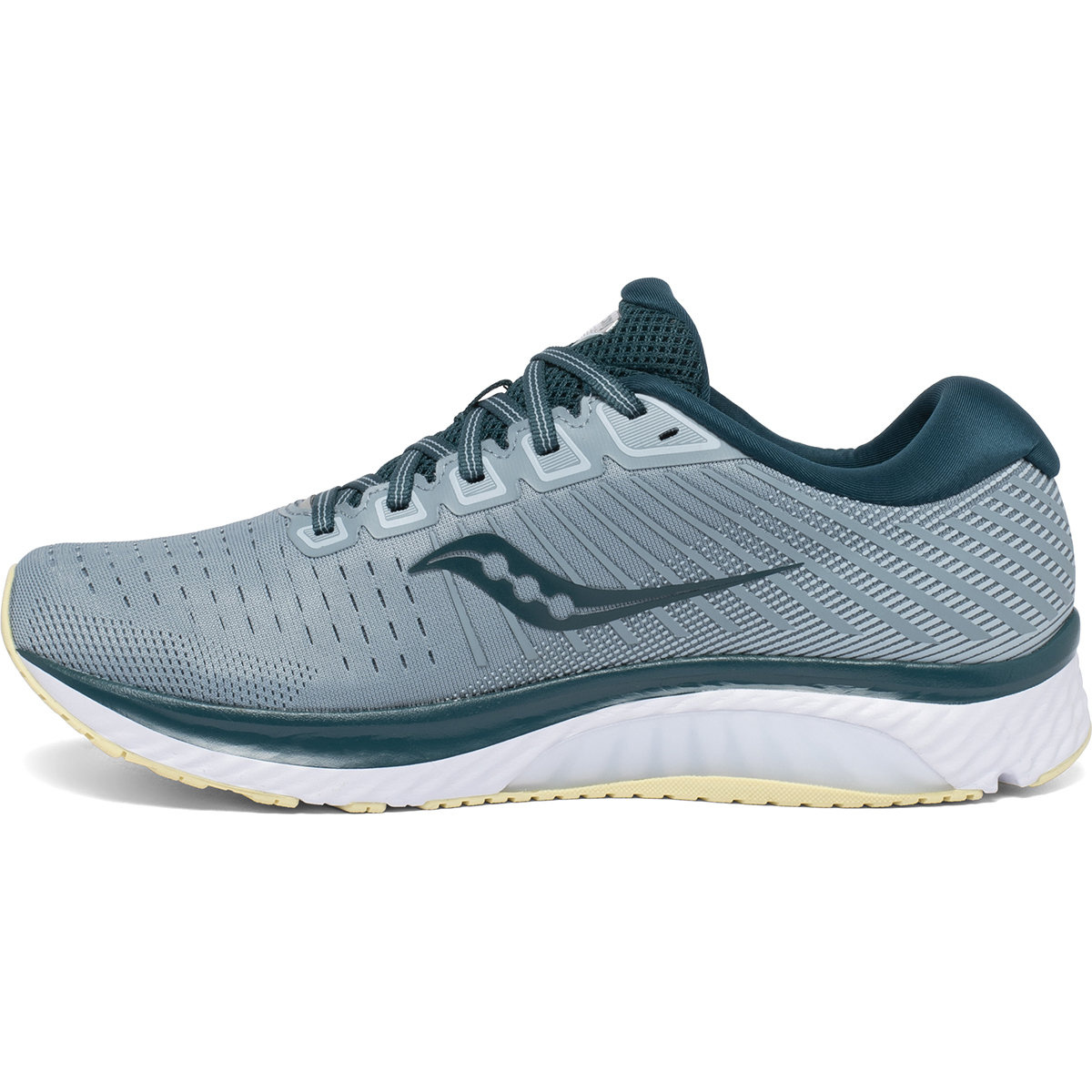 Saucony running Guide 13 at Fast and Light CH 002