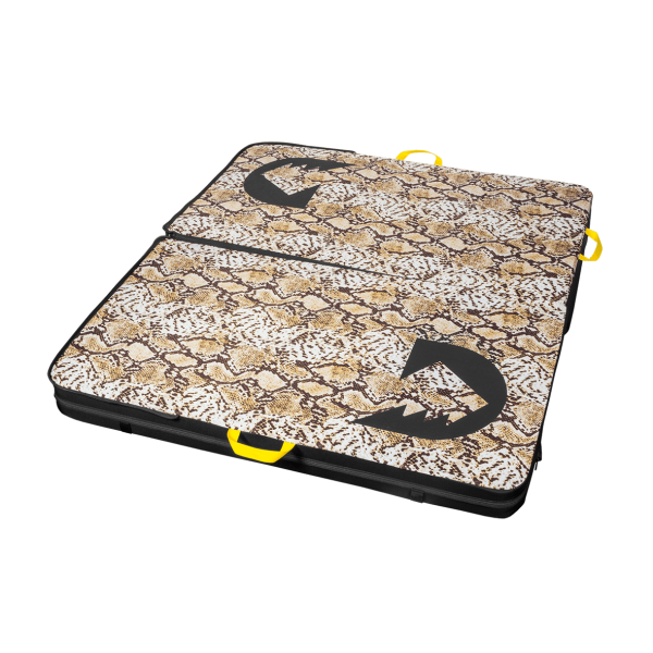 Grivel newcrashabstractopen bouldering pad Fast and Light Ch 02
