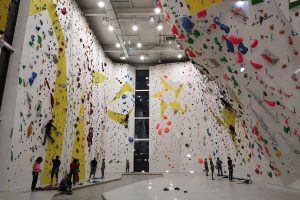 Grimper inside Villeneuve photo Tim Barnett