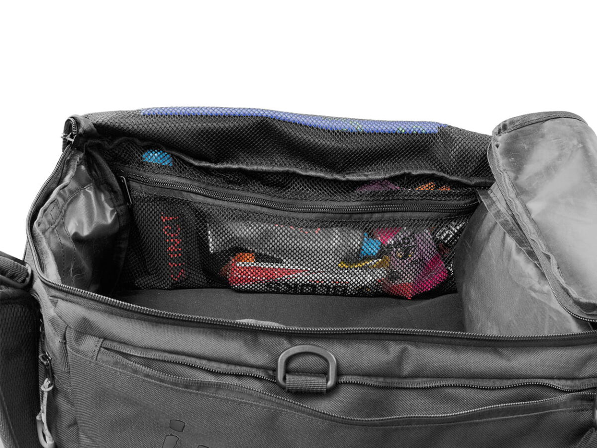 InStinct Duffel Open Mesh Pocket