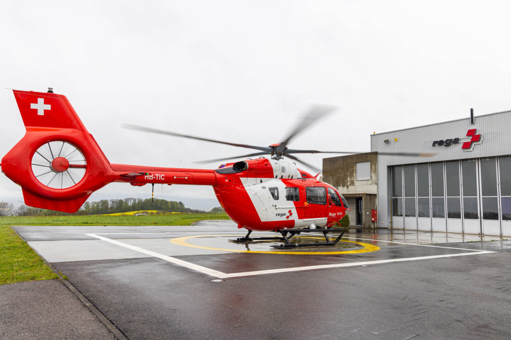 Rega H Atterrissage Lausanne